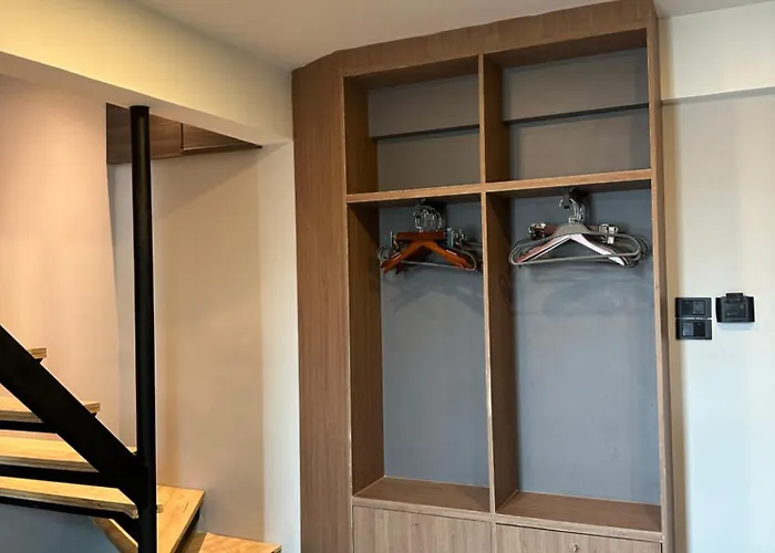 Thai Loft 泰閣 Hotel