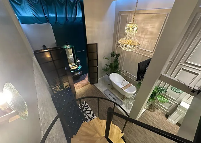 Thai Loft 泰閣 Hotel *